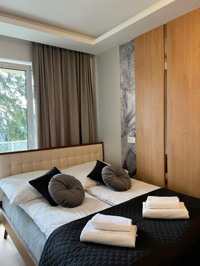 Family & Business Elegant Apartments Ul Lotnicza Centrum Galeria Korona - 1 Bedroom, Terrace, Air Conditioning, Garage - New! Kielce Eksteriør billede