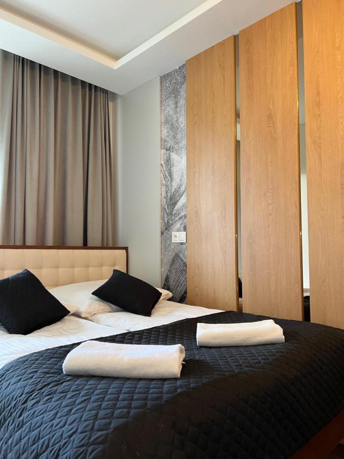 Family & Business Elegant Apartments Ul Lotnicza Centrum Galeria Korona - 1 Bedroom, Terrace, Air Conditioning, Garage - New! Kielce Eksteriør billede